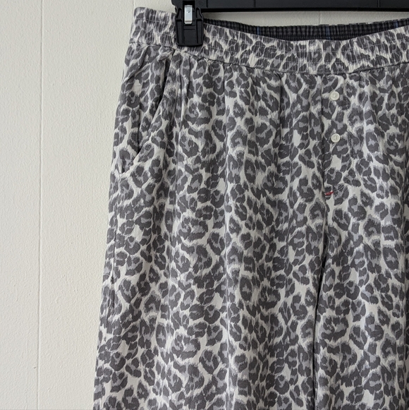 Aerie Grey Leopard Print Pajama Lounge Pants Size M Medium Wide Leg - Picture 2 of 5